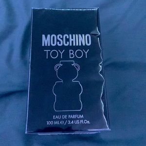 Moschino toy boy new 100 ml